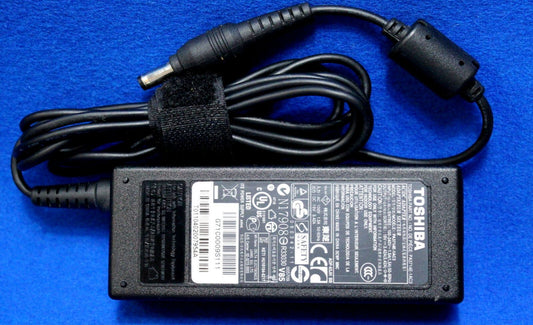 Toshiba 19V 3.42A 65W (5.5mm*2.5mm) Original Laptop Charger For PA3714E PA3917E
