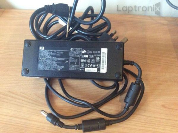 HP 19V 7.1A 135W (5.5mm*2.5mm) Original laptop charger for ZD7250EA-PH977EA HSTNN-SA01